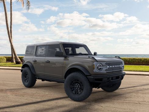 New 2026 Ford Bronco Badlands image 23