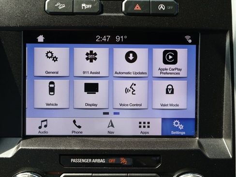 Used 2019 Ford F150 XLT w/ Equipment Group 302A Luxury AWD/4WD image 13