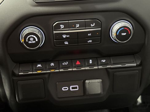 Used 2025 Chevrolet Silverado 1500 W/T RWD image 22
