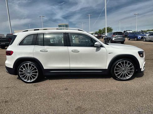 Used 2026 Mercedes-Benz GLB 35 AMG 4MATIC image 10