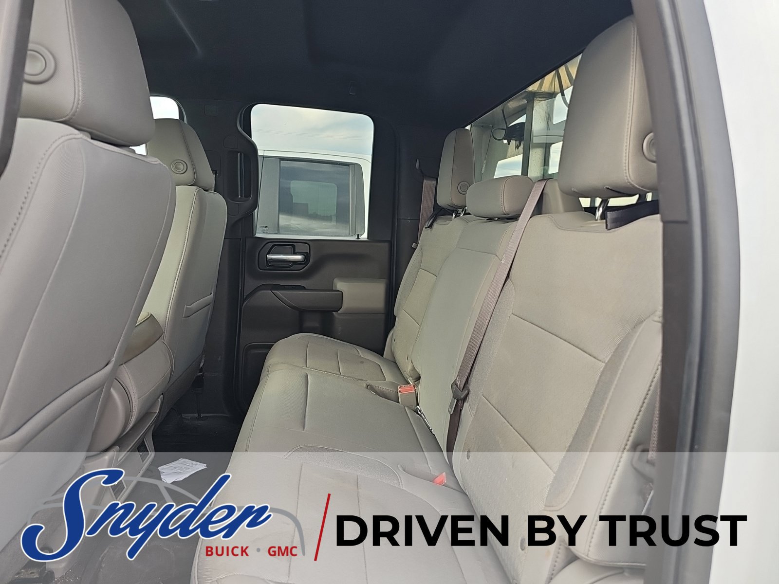 Used 2022 Chevrolet Silverado 3500 LT AWD/4WD image 8
