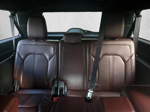 Used 2022 Ford Expedition Max Limited image 14
