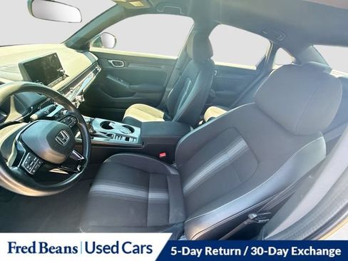 Used 2023 Honda Civic Sport image 25