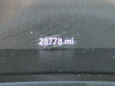 Certified 2021 Dodge Challenger SXT w/ Blacktop Package image 20