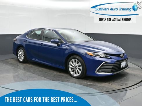 Used 2024 Toyota Camry LE FWD image 1