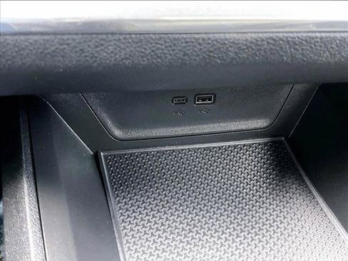 Used 2025 Chevrolet Equinox LT FWD image 25
