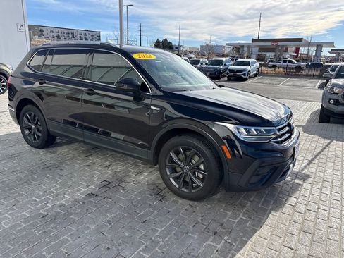 Used 2022 Volkswagen Tiguan SE image 7