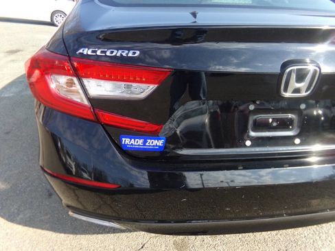 Used 2018 Honda Accord EX-L image 8