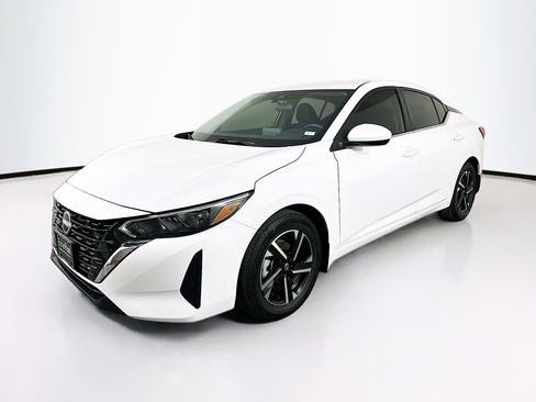 Used 2024 Nissan Sentra SV w/ All-Weather Package image 3