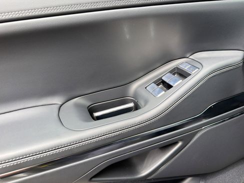 New 2026 Lincoln Navigator L Premier AWD/4WD image 34