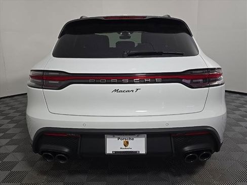 Certified 2025 Porsche Macan Turbo image 6