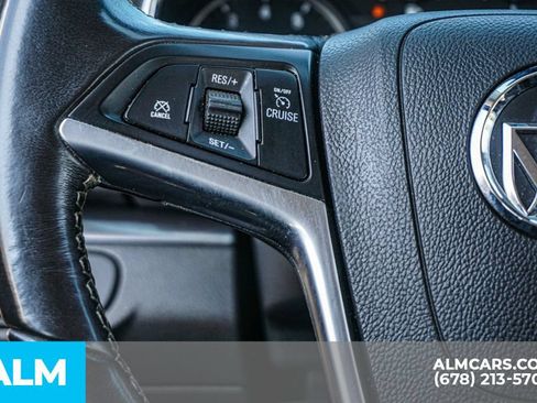 Used 2021 Buick Encore Preferred AWD/4WD image 28