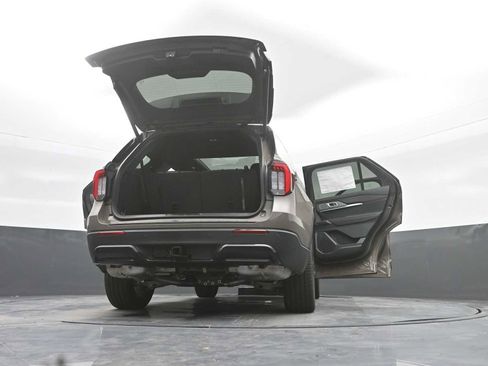 New 2026 Ford Explorer ST-Line w/ ST-Line Street Pack image 29