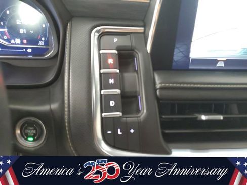 Used 2023 GMC Yukon SLT AWD/4WD image 32