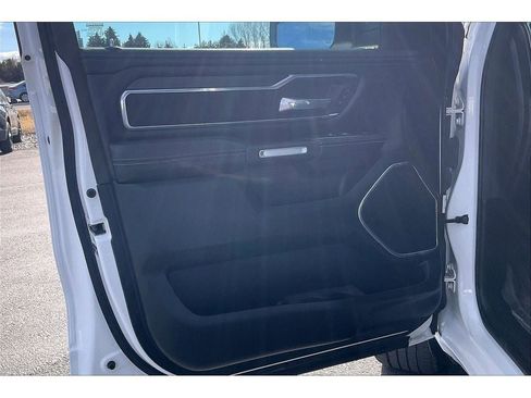 Used 2023 RAM 1500 Laramie image 24