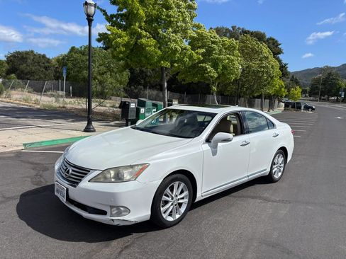 Used 2010 Lexus ES 350 FWD image 3