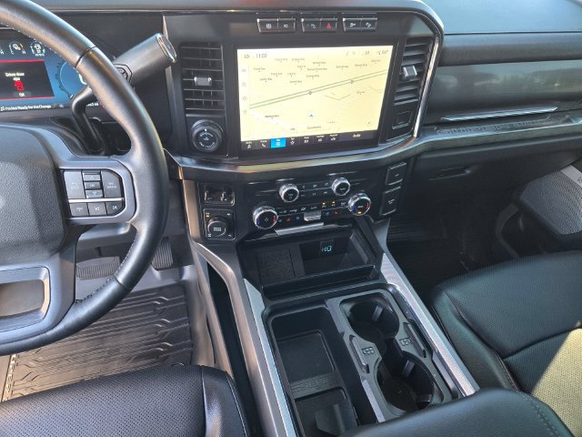 Used 2023 Ford F350 Lariat w/ Lariat Ultimate Package AWD/4WD image 17