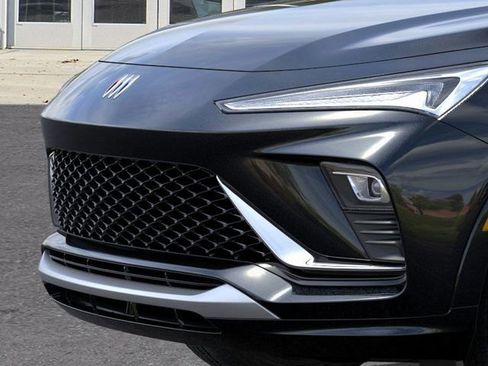 New 2025 Buick Envista Avenir image 13