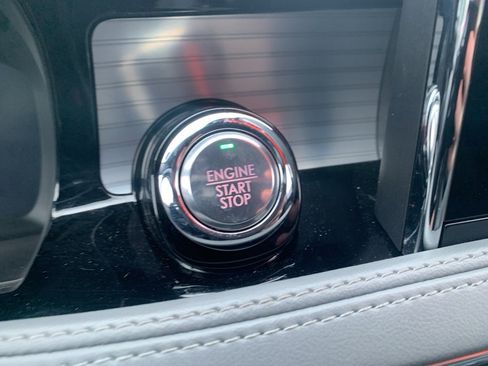 Used 2022 Lincoln Corsair Reserve w/ Equipment Group 201A image 16