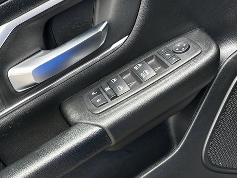 Used 2022 RAM 1500 Big Horn AWD/4WD image 13