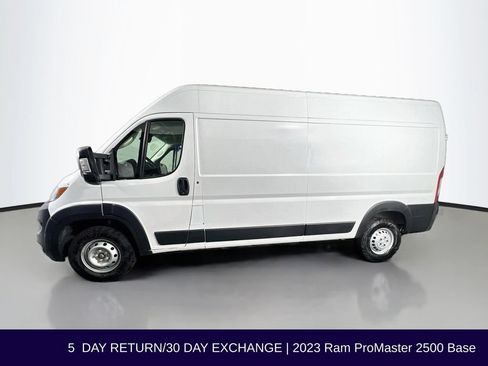 Used 2023 RAM ProMaster 2500 FWD image 5