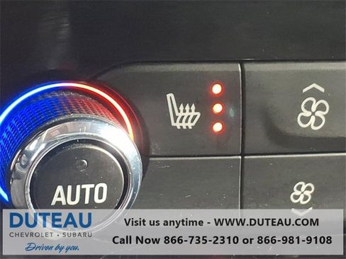 Used 2020 Buick Enclave Essence w/ Sound and Sites Package image 16