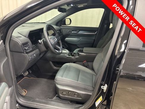 Used 2026 GMC Terrain AT4 w/ Technology Package II AWD/4WD image 17