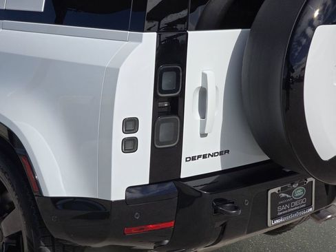 New 2026 Land Rover Defender 110 V8 image 35