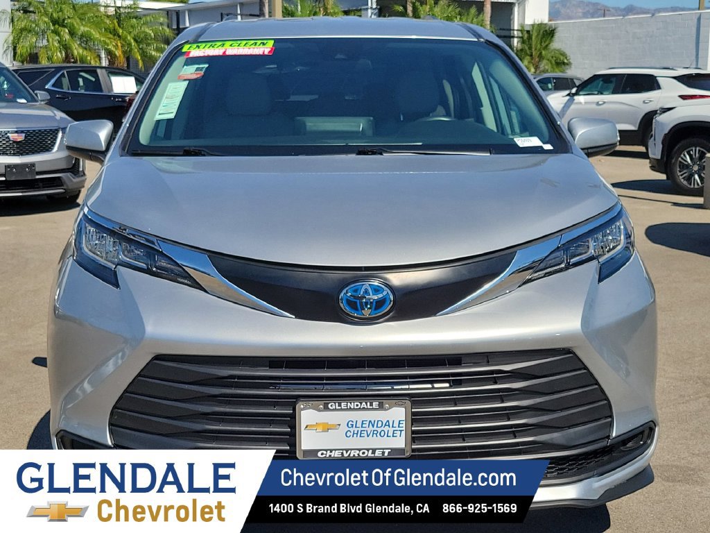 Used 2023 Toyota Sienna LE FWD image 8