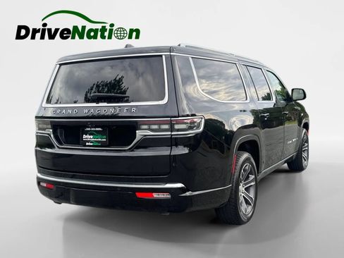 Used 2024 Jeep Grand Wagoneer L 4WD image 5