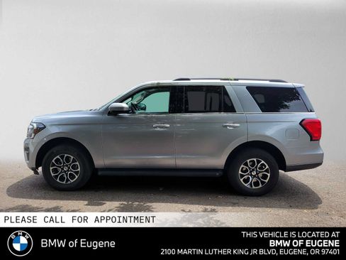Used 2024 Ford Expedition XLT AWD/4WD image 6