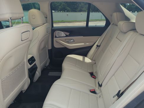 Used 2020 Mercedes-Benz GLE 350 image 12