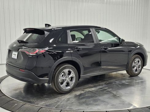 New 2026 Honda HR-V LX image 5