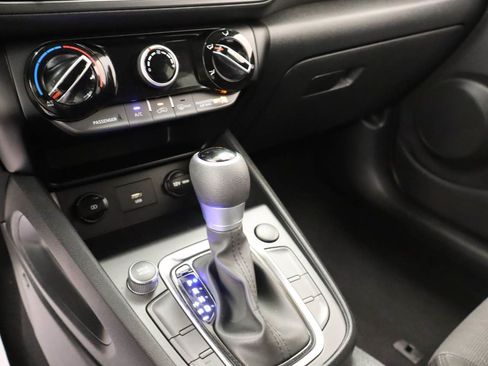 Used 2023 Hyundai Kona SEL FWD image 10