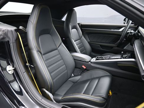 Certified 2024 Porsche 911 Turbo image 28