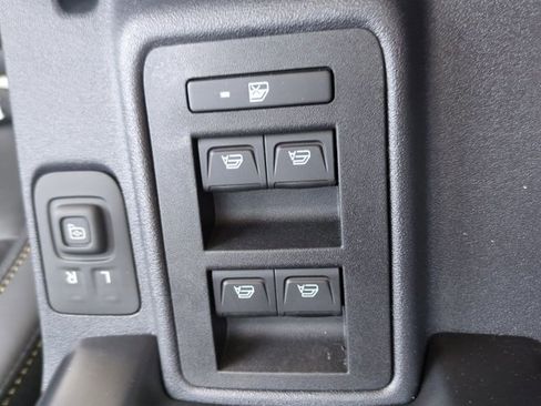 New 2026 Ford Bronco Badlands image 24