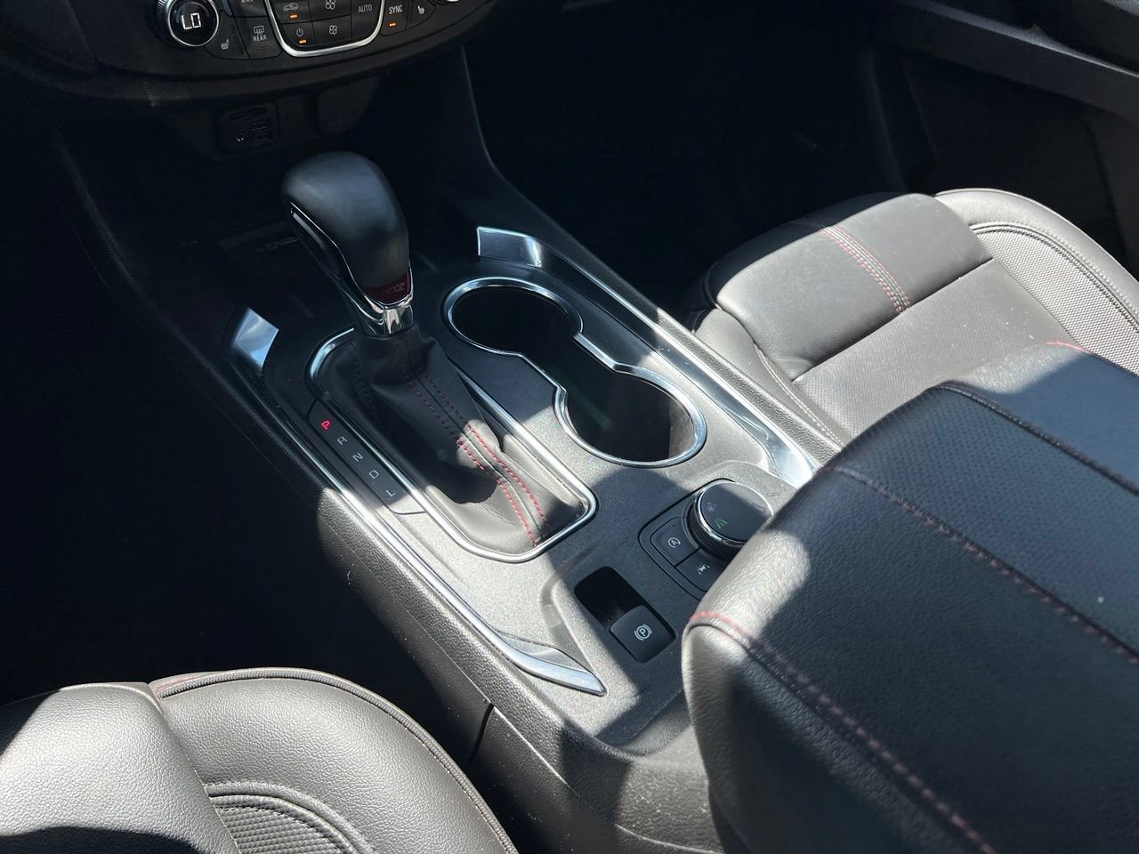 Certified 2023 Chevrolet Traverse RS FWD image 20