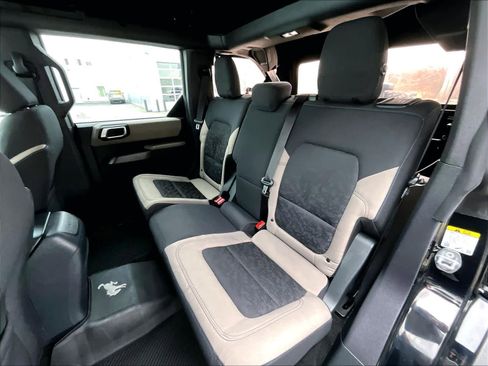 Used 2022 Ford Bronco Wildtrak image 15