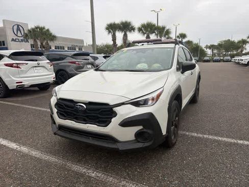 Used 2024 Subaru Crosstrek 2.0i AWD/4WD image 3