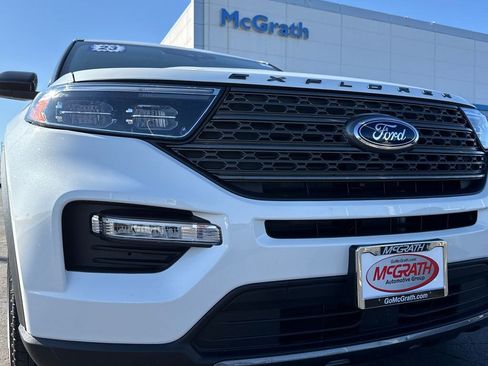 Used 2023 Ford Explorer XLT w/ Equipment Group 202A image 13