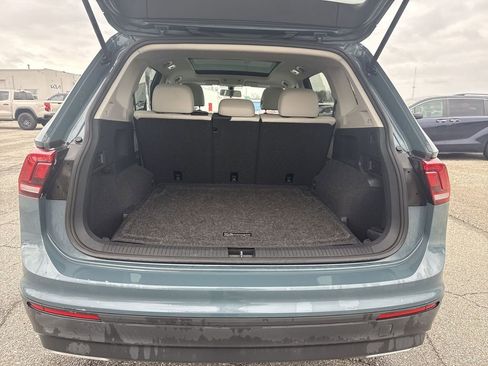 Used 2019 Volkswagen Tiguan SE w/ Panoramic Sunroof Package AWD/4WD image 21