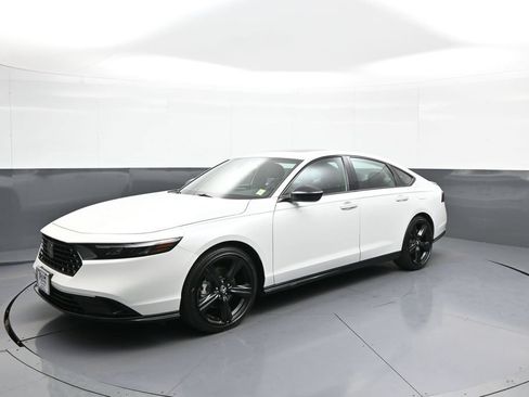 Certified 2023 Honda Accord Sport image 10