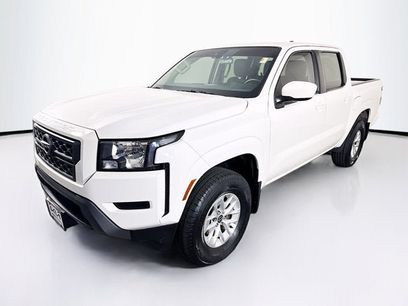 Used 2024 Nissan Frontier SV w/ Technology Package
