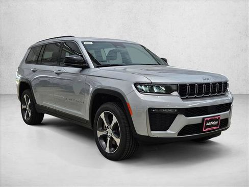 New 2026 Jeep Grand Cherokee L Limited RWD image 7