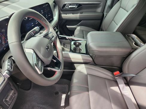 New 2026 Chevrolet Suburban RST w/ RST Capability Package AWD/4WD image 10