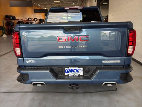 Used 2026 GMC Sierra 1500 Elevation w/ Elevation Premium Package AWD/4WD image 4