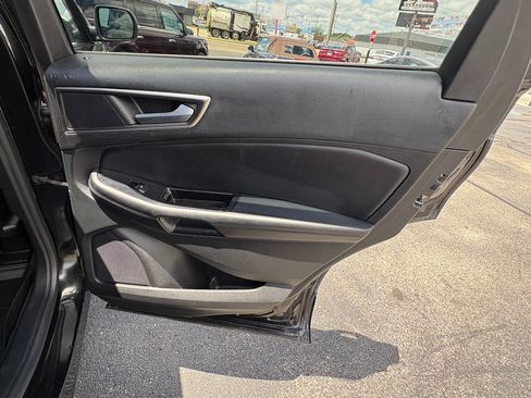 Used 2015 Ford Edge SEL w/ Equipment Group 201A AWD/4WD image 14