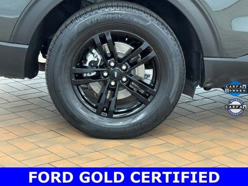 Certified 2022 Ford Explorer XLT w/ Class IV Trailer Tow Package image 9