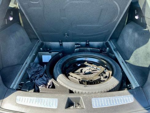 Used 2019 Cadillac XT5 Luxury FWD image 19