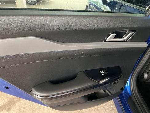 Used 2021 Kia K5 GT-Line AWD/4WD image 11